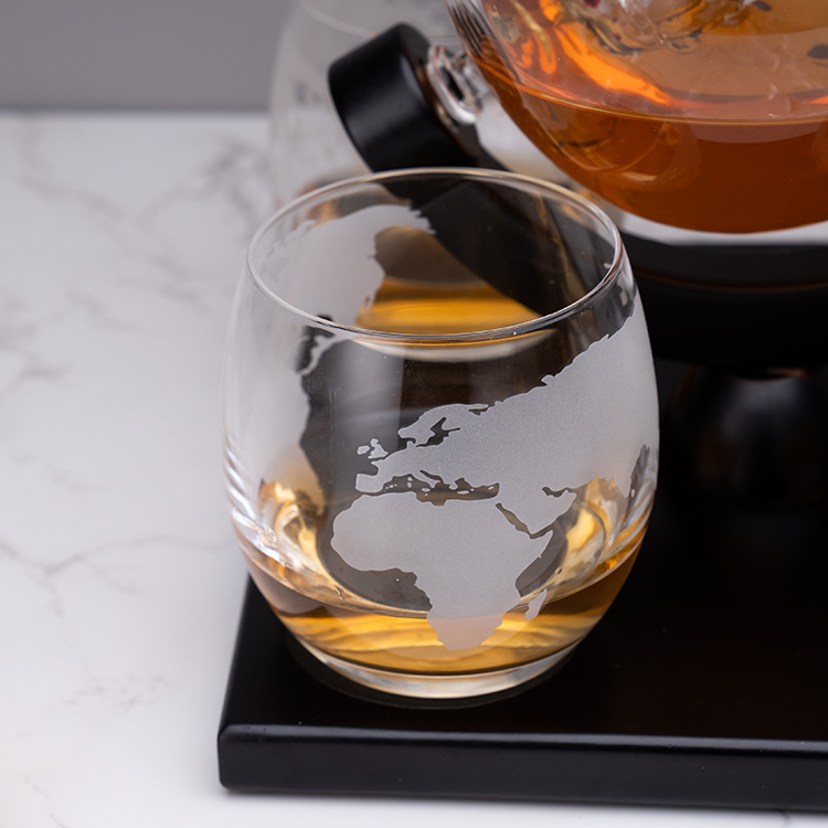 مصنع بيع مخصص 850ML جودة عالية - مراجعة Decanter Globe Set وسعره