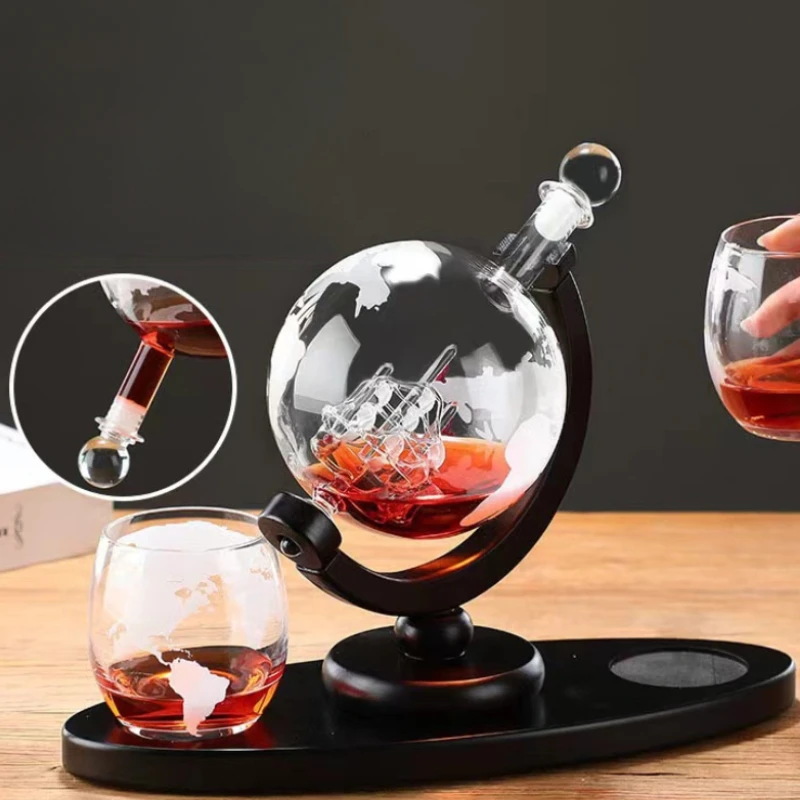 كرة أرضية على شكل ويسكي الدورق - مراجعة Decanter Globe Set وسعره