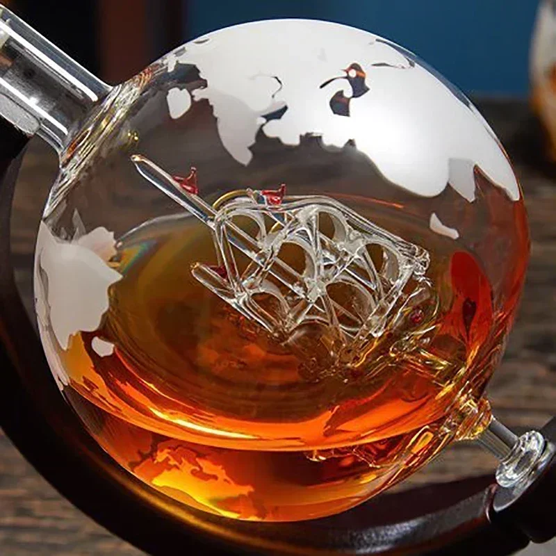 مجموعة المصفق العالم الإبداعي  - مراجعة Decanter Globe Set وسعره