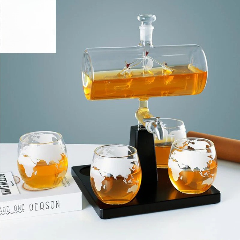 إناء الويسكي ذو الشكل العتيق م - مراجعة Decanter Globe Set وسعره